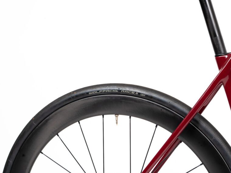 25 ARC8 Escapee DB Weinrot 57 6