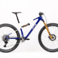 25 ARC8 Evolve FS Violett Shimano XTR Di2 M 01
