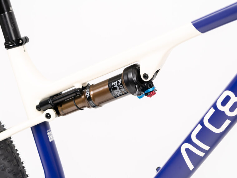 25 ARC8 Evolve FS Violett Shimano XTR Di2 M 04